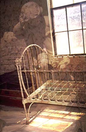 bed in bodie