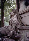 montparnasse/sculpture/gravestone