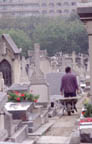 montparnasse/sculpture/gravestone